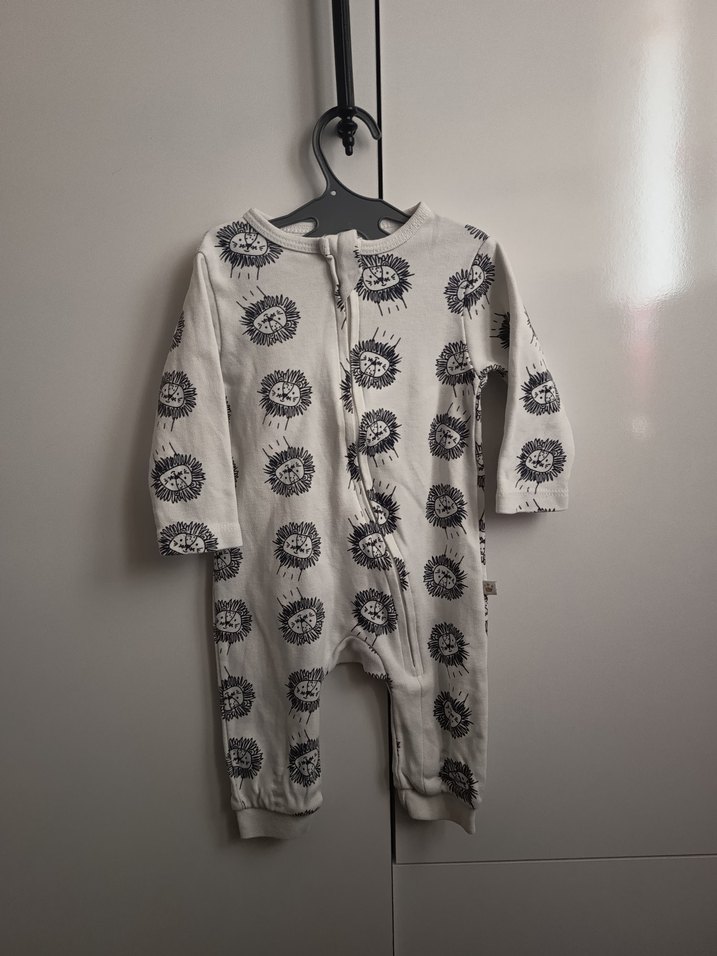 Gri Aslan Baskılı Fermuarlı Bebek Tulum - Görsel 2