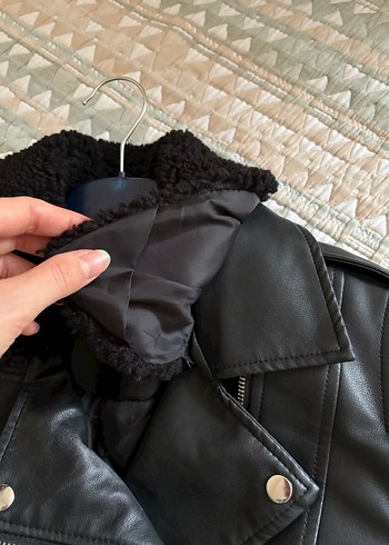 Siyah Kadın Deri Ceket - Görsel 4