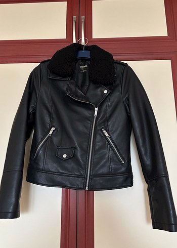 Siyah Kadın Deri Ceket - Görsel 2