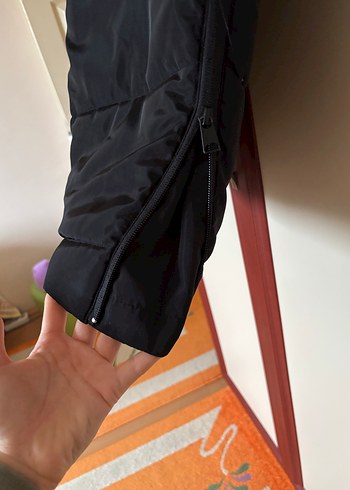 Kadın siyah uzun şişme mont - Görsel 4