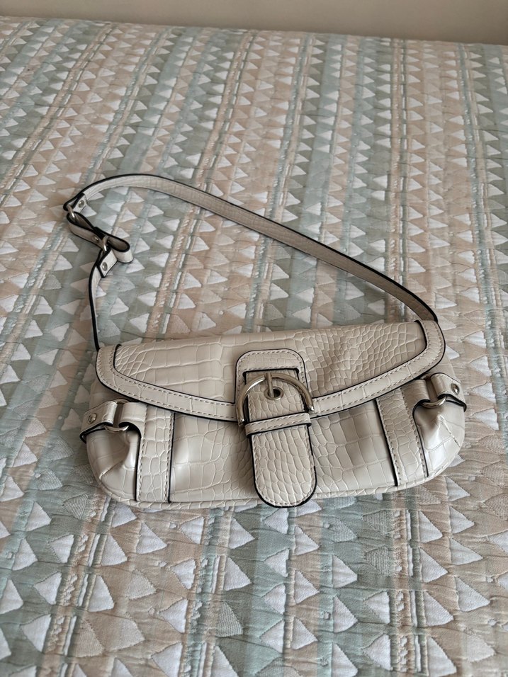 Beyaz Kadın Çanta - Görsel 3