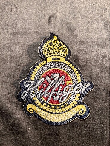 Tommy Hilfiger Patch / Arma
