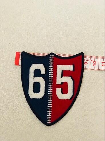  65 Patch / Arma