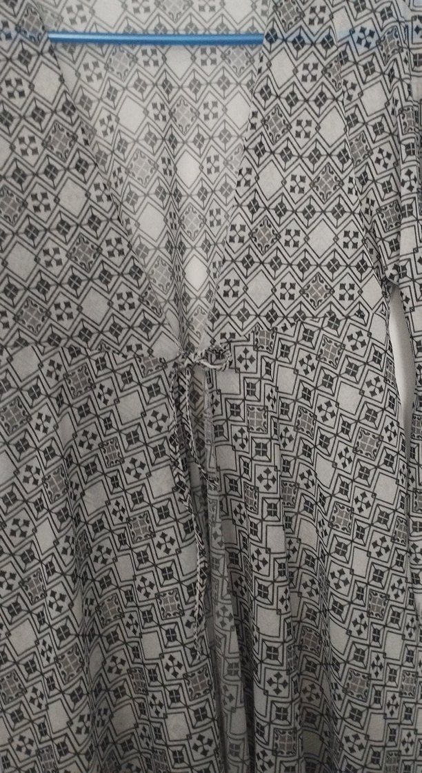 Desenli V Yaka Bohem tunik - Görsel 3