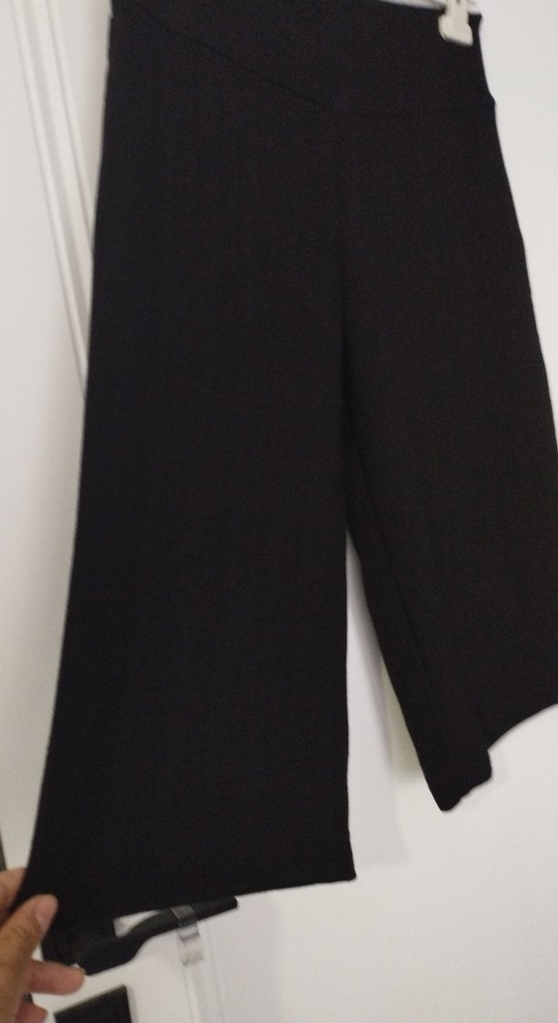 Kadın Siyah Midi Kumaş Pantolon - Görsel 2