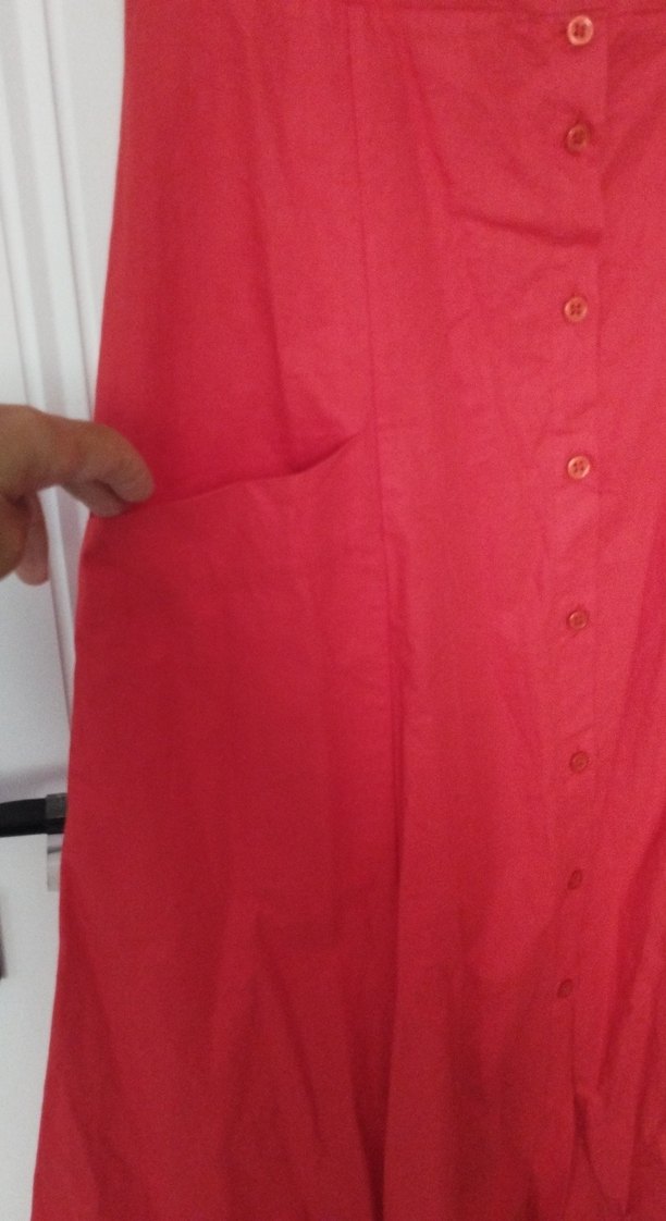 Kırmızı Düğmeli Uzun Keten Elbise - Görsel 2