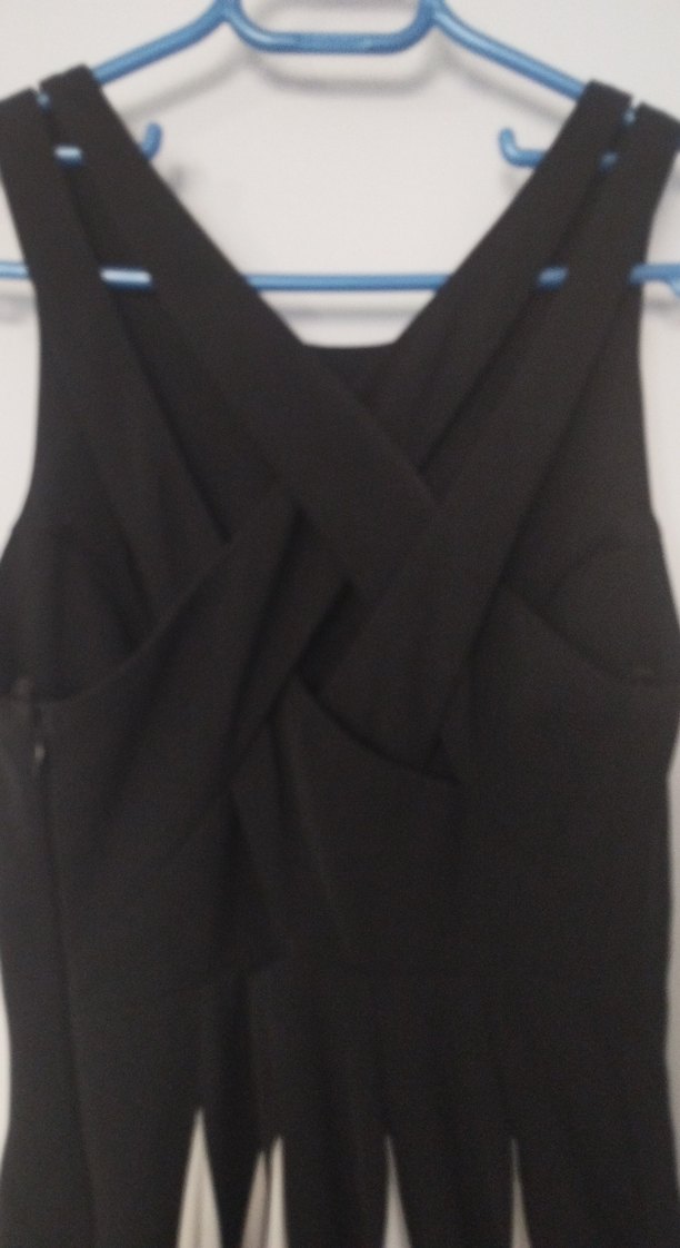 Siyah Pilili Uzun V Yaka Elbise - Görsel 2