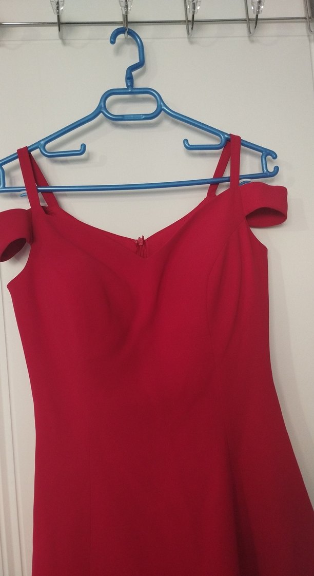 Kırmızı V Yakalı Midi Elbise - Görsel 2