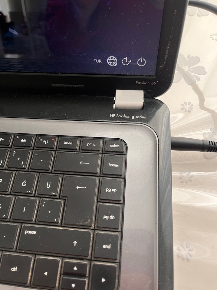 Gri Renkli Laptop Bilgisayar - Görsel 5