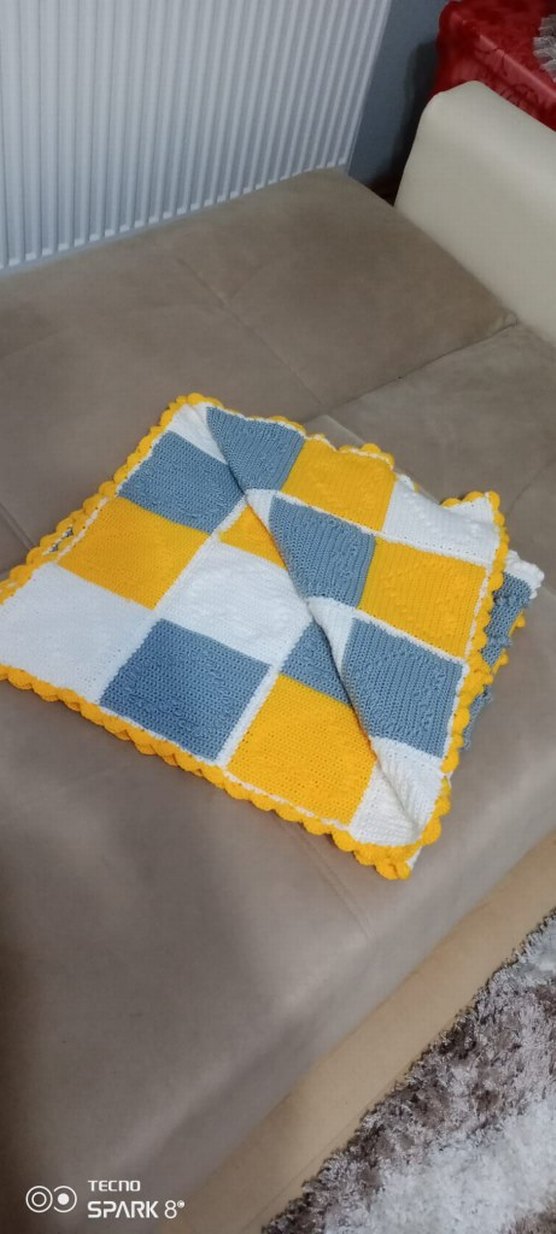 Ell Örgüsü Bebek Battaniyesi - Görsel 4