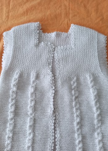 Kız Çocuk Beyaz Örgü Kolsuz Hırka - Görsel 3