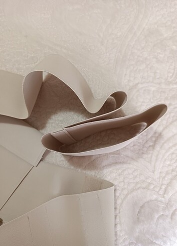 Krem rengi Korse  - Görsel 3