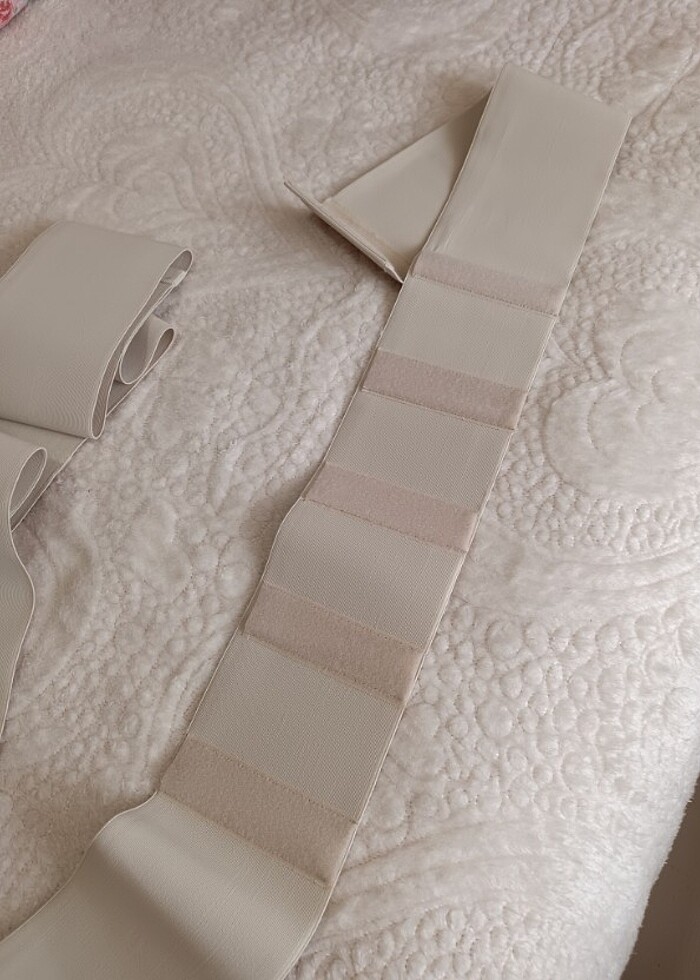 Krem rengi Korse  - Görsel 4