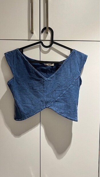 River island m crop