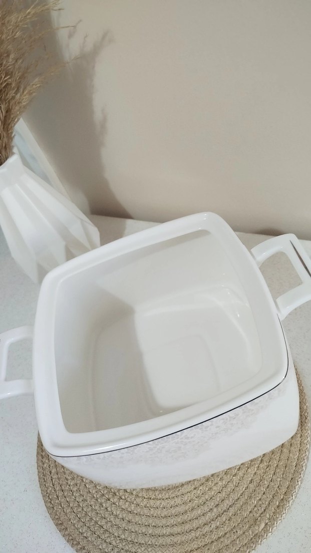 Beyaz Kare Kapaklı Porselen Tencere - Görsel 3