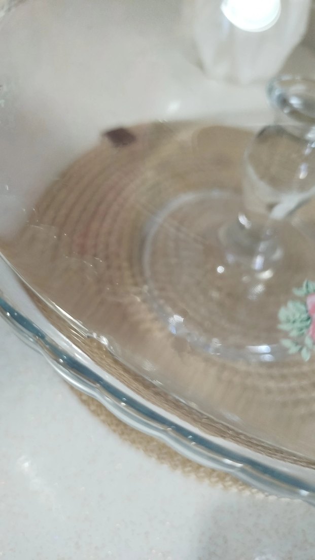 Çiçek Desenli Beyaz Cam Kek Fanusu - Görsel 3