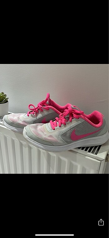Nike spor ayakkabı