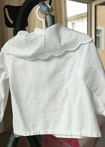 Beyaz Kız Çocuk Nakışlı Keten Gömlek - Görsel 6