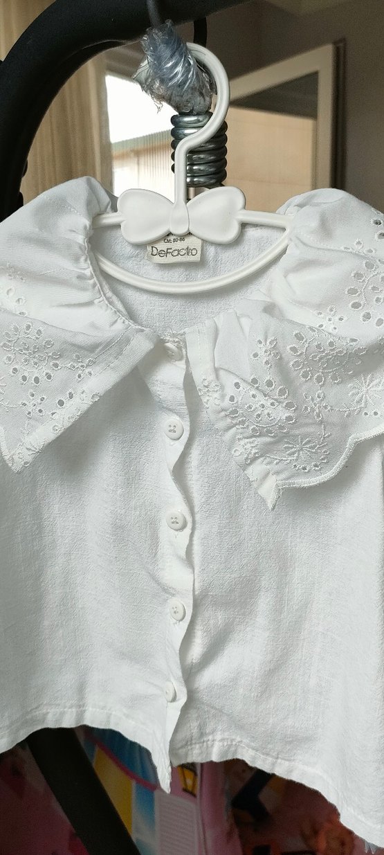 Beyaz Kız Çocuk Nakışlı Keten Gömlek - Görsel 3