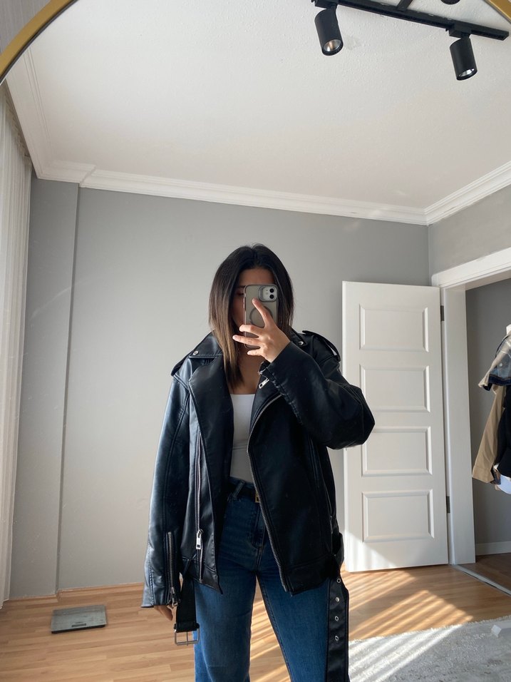 Siyah Deri Kadın Biker Ceket - Görsel 4
