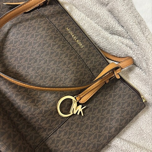 Michael Kors Michael Kors Kol Çantası CIARA LG TZ TOTE -Signature Brown