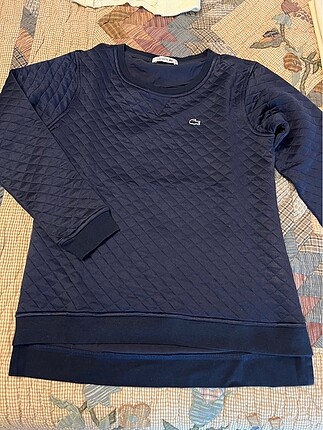Lacoste sweatshirt
