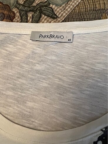 Park Bravo Tişört