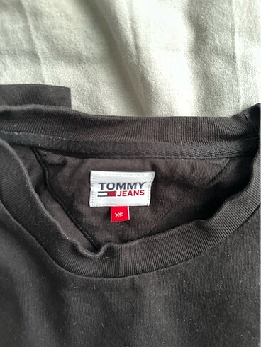 xs Beden Tommy jeans tshirt (s ve m bedenlere de olur)