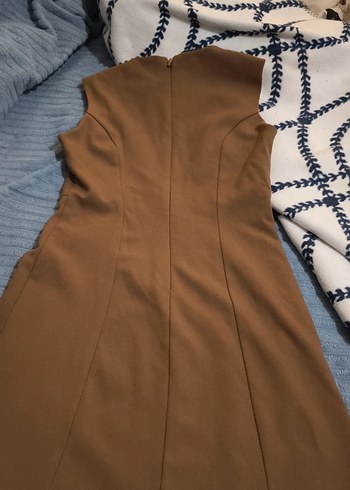 V Yaka Kahverengi Midi Elbise - Görsel 4