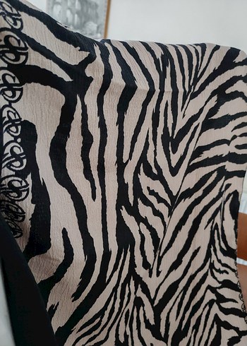 Bohem Siyah vizoni Desenli Kadın Şal - Görsel 4