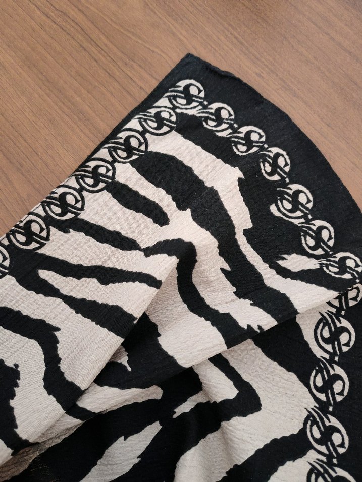 Bohem Siyah vizoni Desenli Kadın Şal - Görsel 5