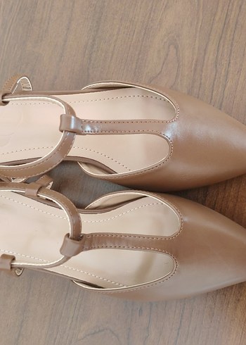 Bej Tokalı Stiletto Kadın Klasik Ayakkabı - Görsel 6