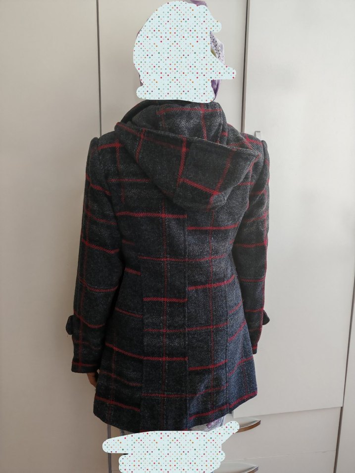 Kapüşonlu Ekose Desenli Kaban - Görsel 5