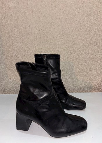 Bershka Sik Siyah Deri Bilek Bot