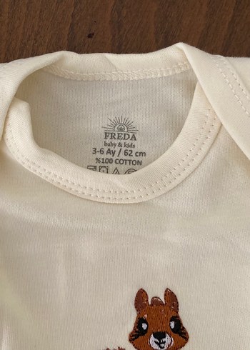 Beyaz Baskılı Pamuklu Bebek Erkek Takımı - Görsel 4