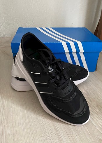 Adidas Siyah Platform Tabanlı Kadın Spor Ayakkabı - Görsel 3