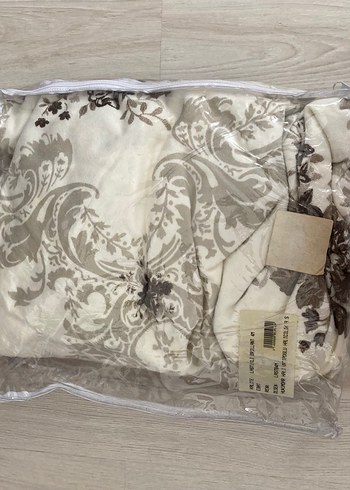 Lastikli halı örtüsü - Görsel 2