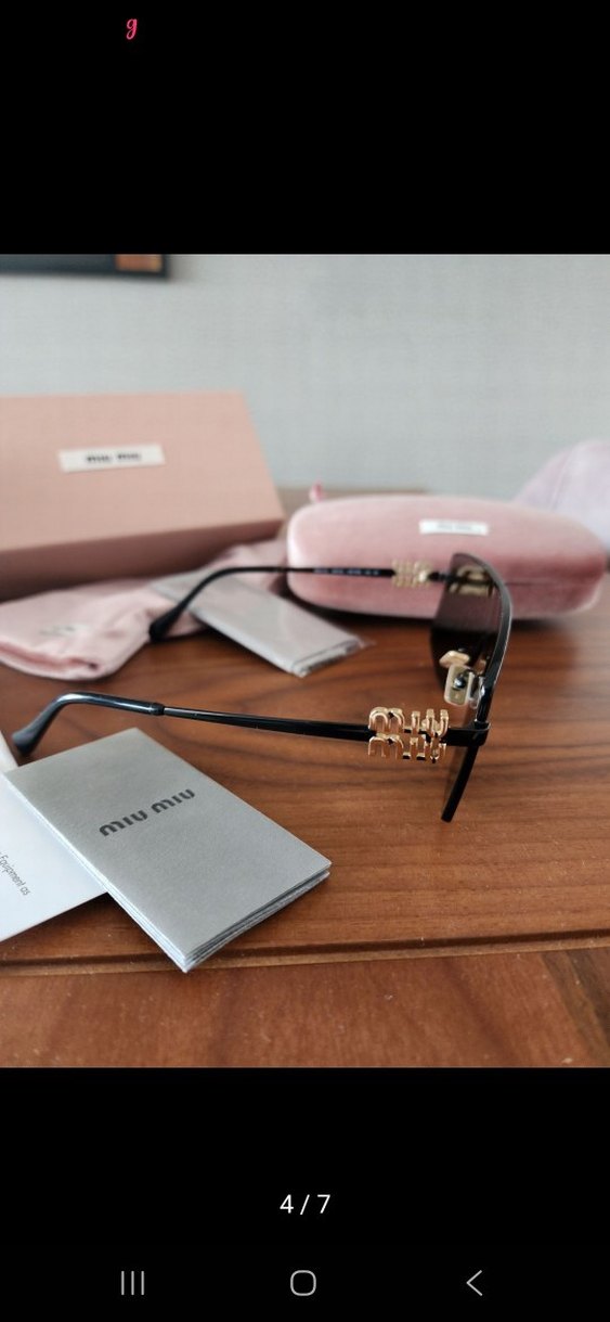 Miu Miu güneş gözlüğü - Görsel 4