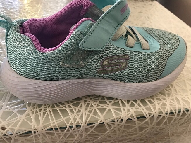 Skecher spor ayakkabı