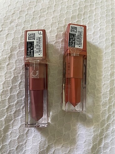 Beden ten rengi Renk Flormar kiss ne more 019 caramel 003 skin