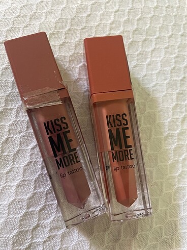Flormar kiss ne more 019 caramel 003 skin