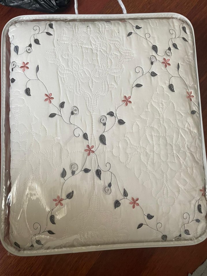 Çift Kişilik Yatak Örtüsü - Görsel 2