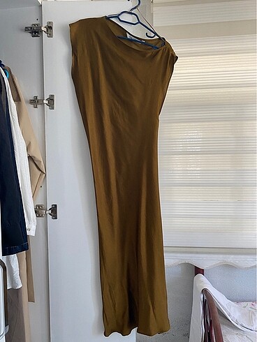 Zara Zara saten elbise