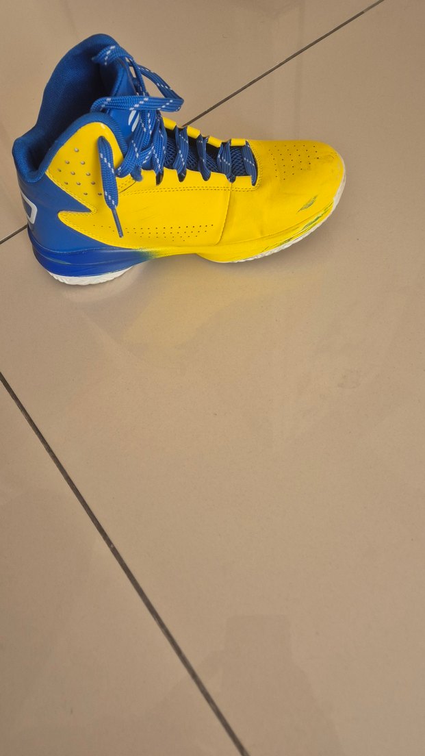 Sarı Mavi Basketbol Ayakkabısı Velcro Bağcıklı - Görsel 4