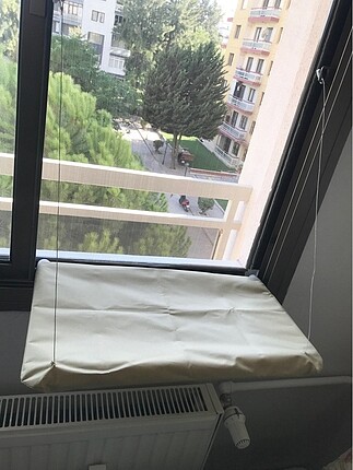 Cama asılan kedi yatağı