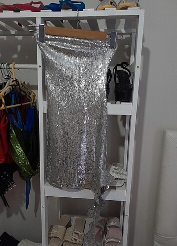 xs Beden Bershka payet elbise