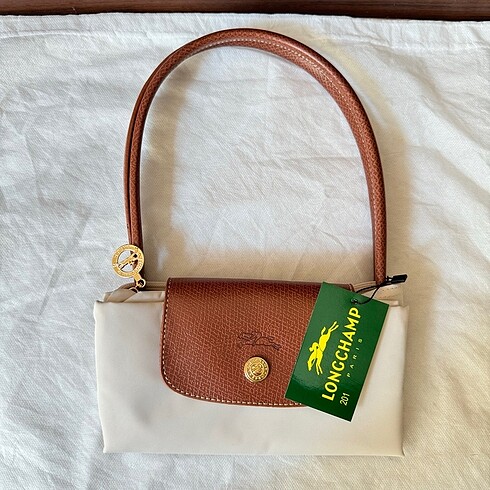 Longchamp no 1 çanta