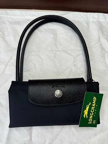  Beden siyah Renk Longchamp kol çantası