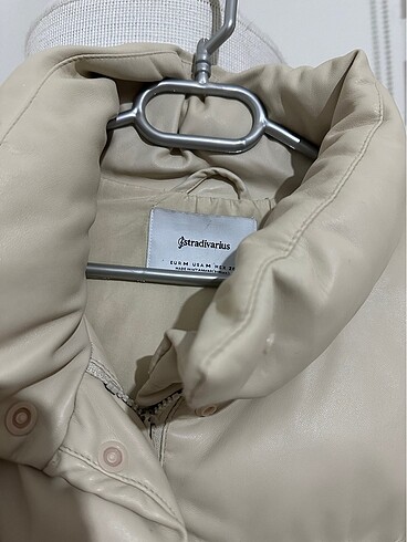 m Beden Stradivarius suni deri şişme mont