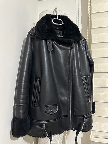 Stradivarius suni kürklü biker ceket